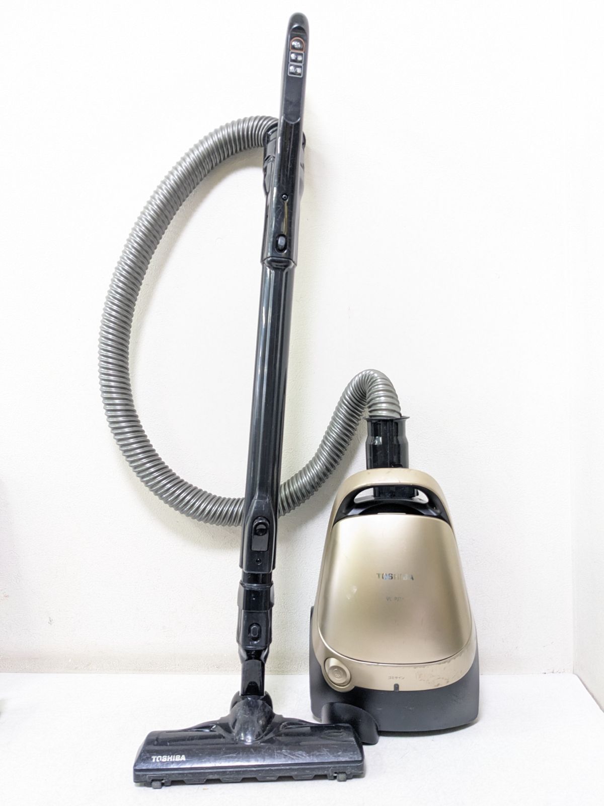 TOSHIBA VC-PJ7A-N 紙パック式掃除機 2021年製 - メルカリ