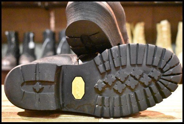 黒 ブラッククローム