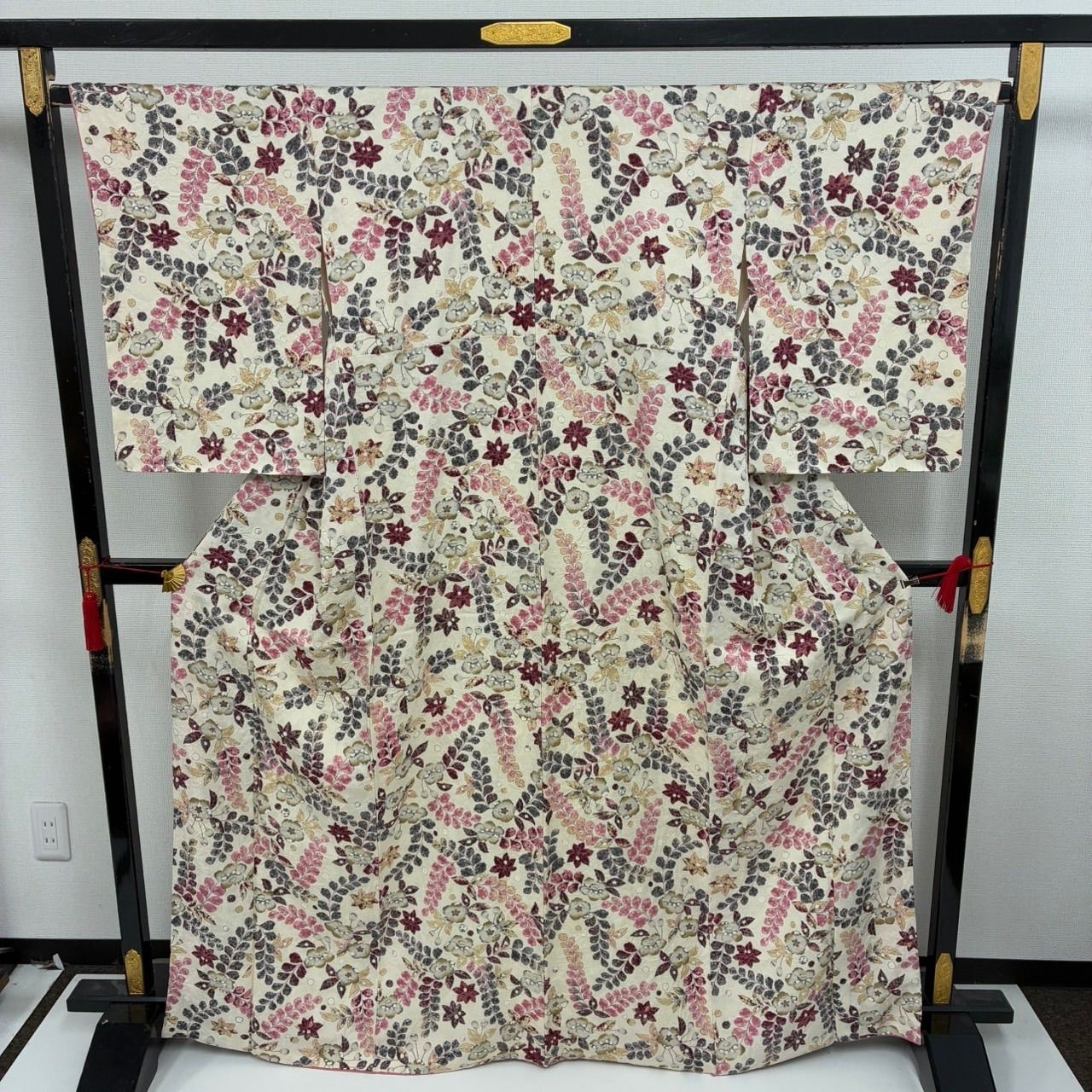 小紋 辻ヶ花絞り 裄65 素敵な染め 正絹 着物 MK-2305 - メルカリ