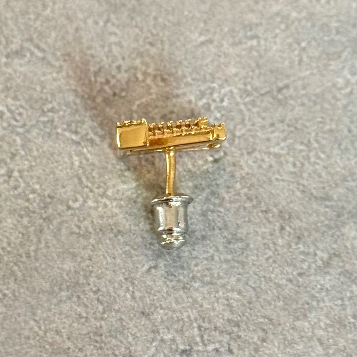 LOUIS VUITTON ルイ ヴィトン ピアス 片耳用 アクセサリー ピアス・LV