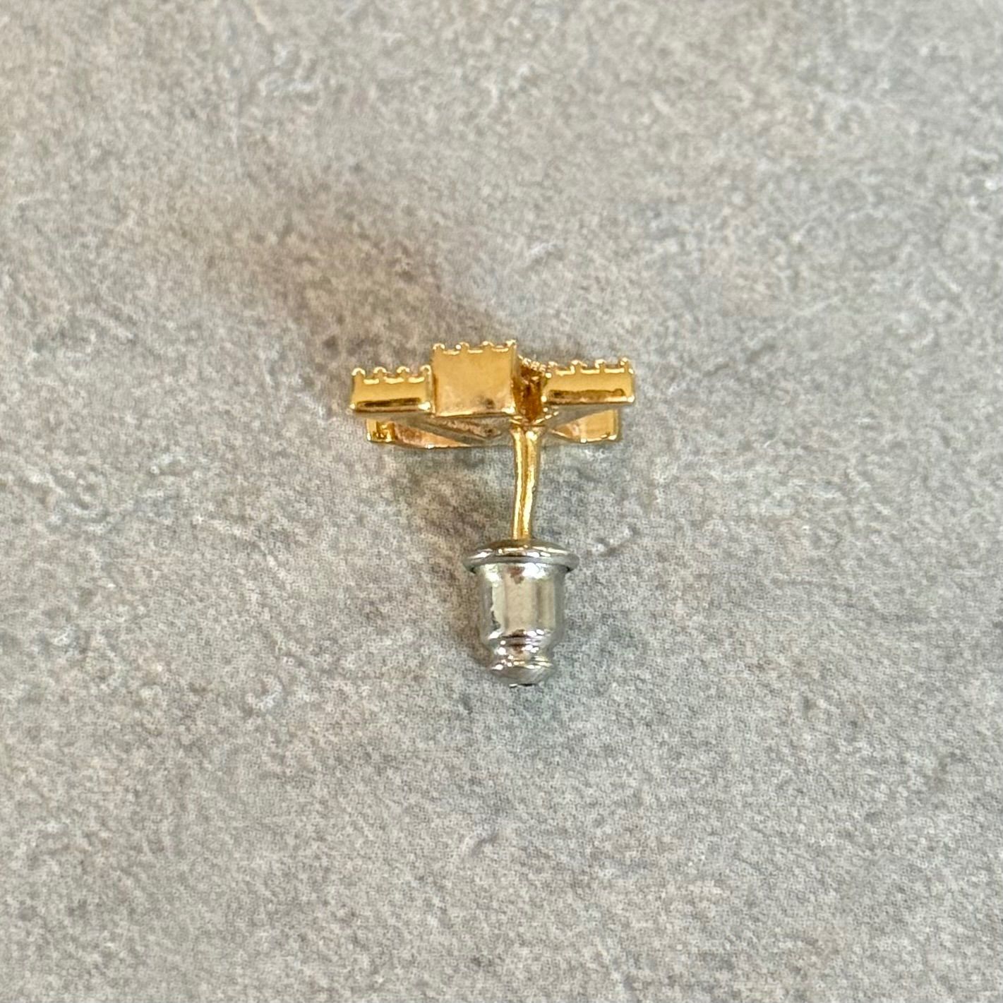 LOUIS VUITTON ルイ ヴィトン ピアス 片耳用 アクセサリー ピアス・LV