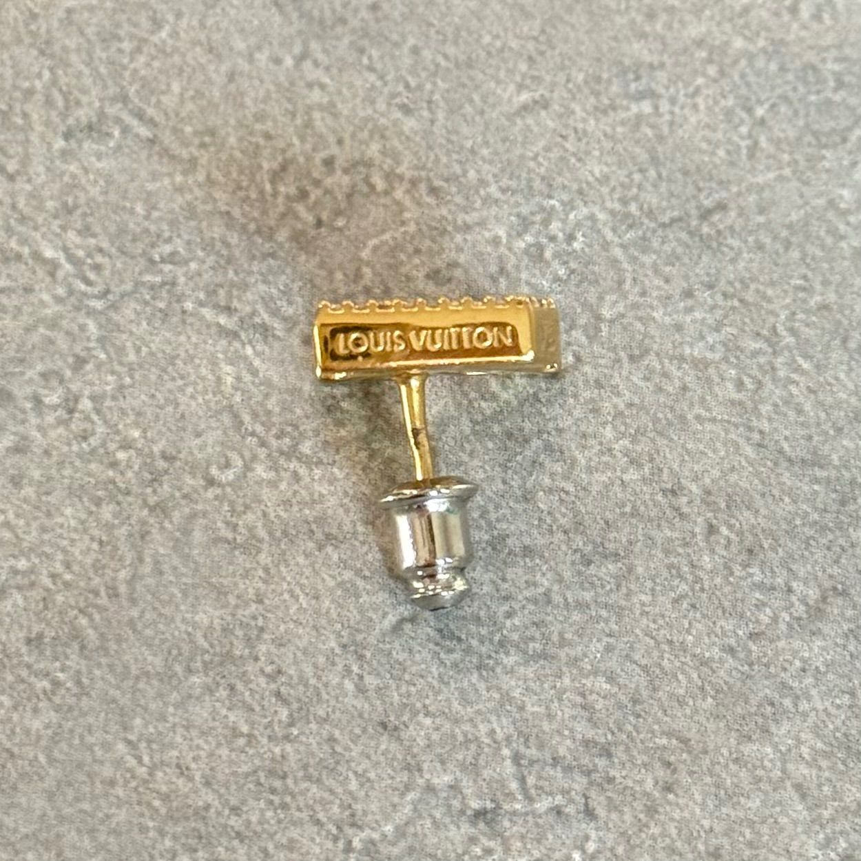 LOUIS VUITTON ルイ ヴィトン ピアス 片耳用 アクセサリー ピアス・LV