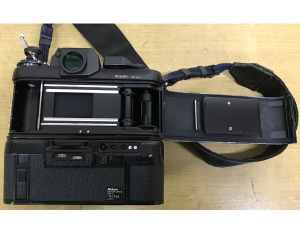 Nikon ニコン F3 MD-4 ボディ、NIKKOR 28mm 1:2.8 レンズ カメラ