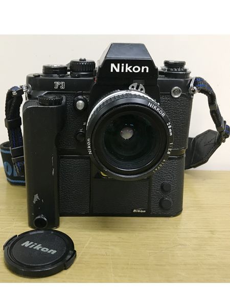 Nikon ニコン F3 MD-4 ボディ、NIKKOR 28mm 1:2.8 レンズ カメラ