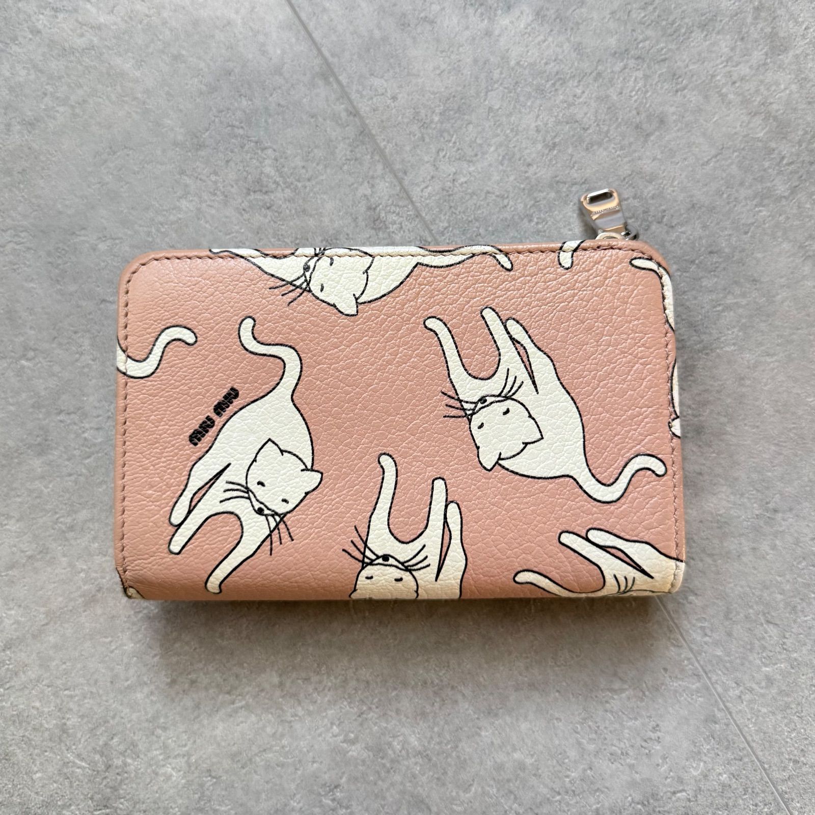 極美品 希少 MIU MIU ミュウミュウ 猫 三つ折り財布 ネコ CAT ピンク L