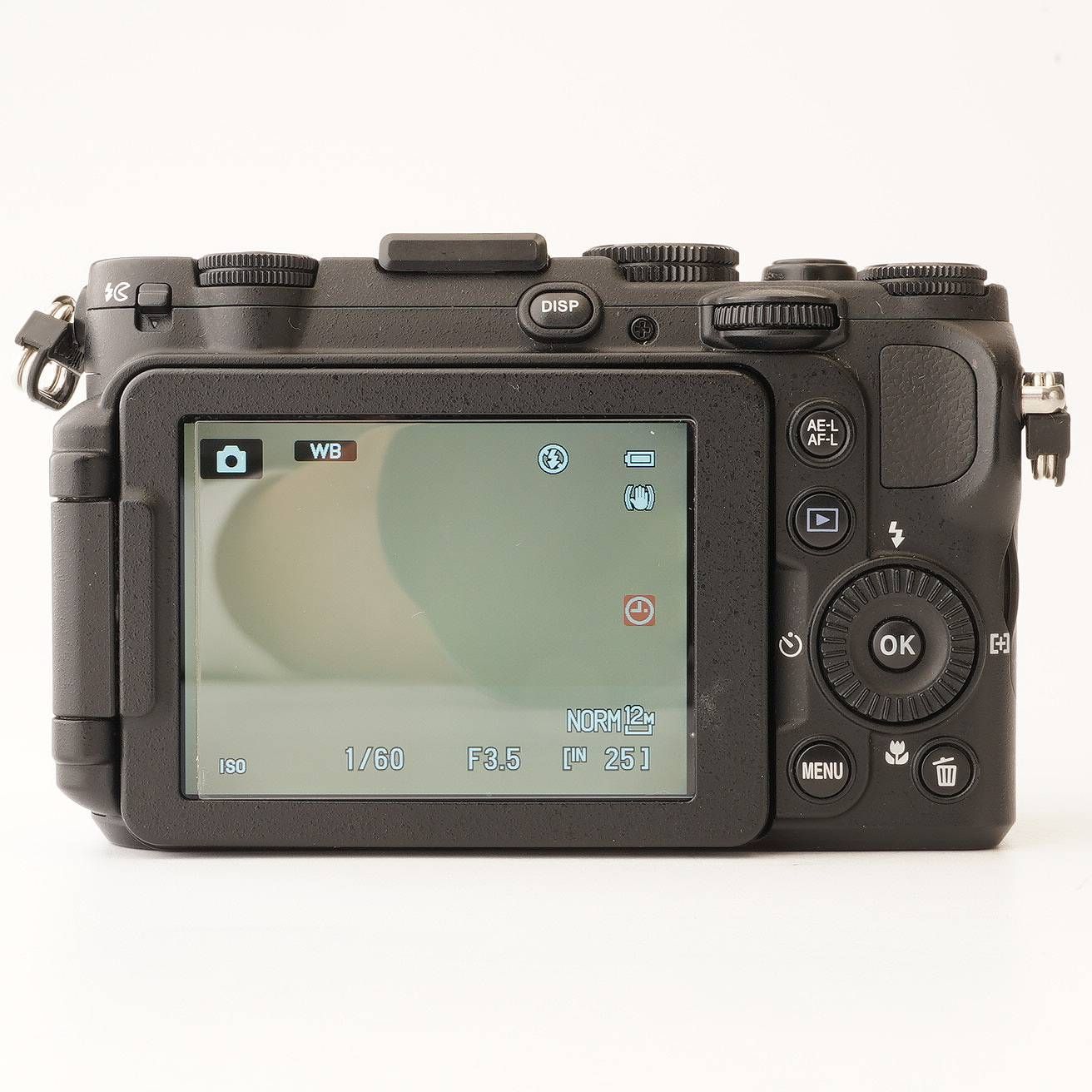 ニコン Nikon COOLPIX P7700 ブラック - メルカリ