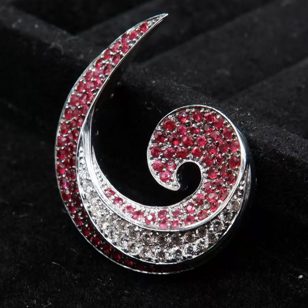 ルビー2.55 ct ダイヤモンド0.55 ペンダント ブローチ 750 -X 6433