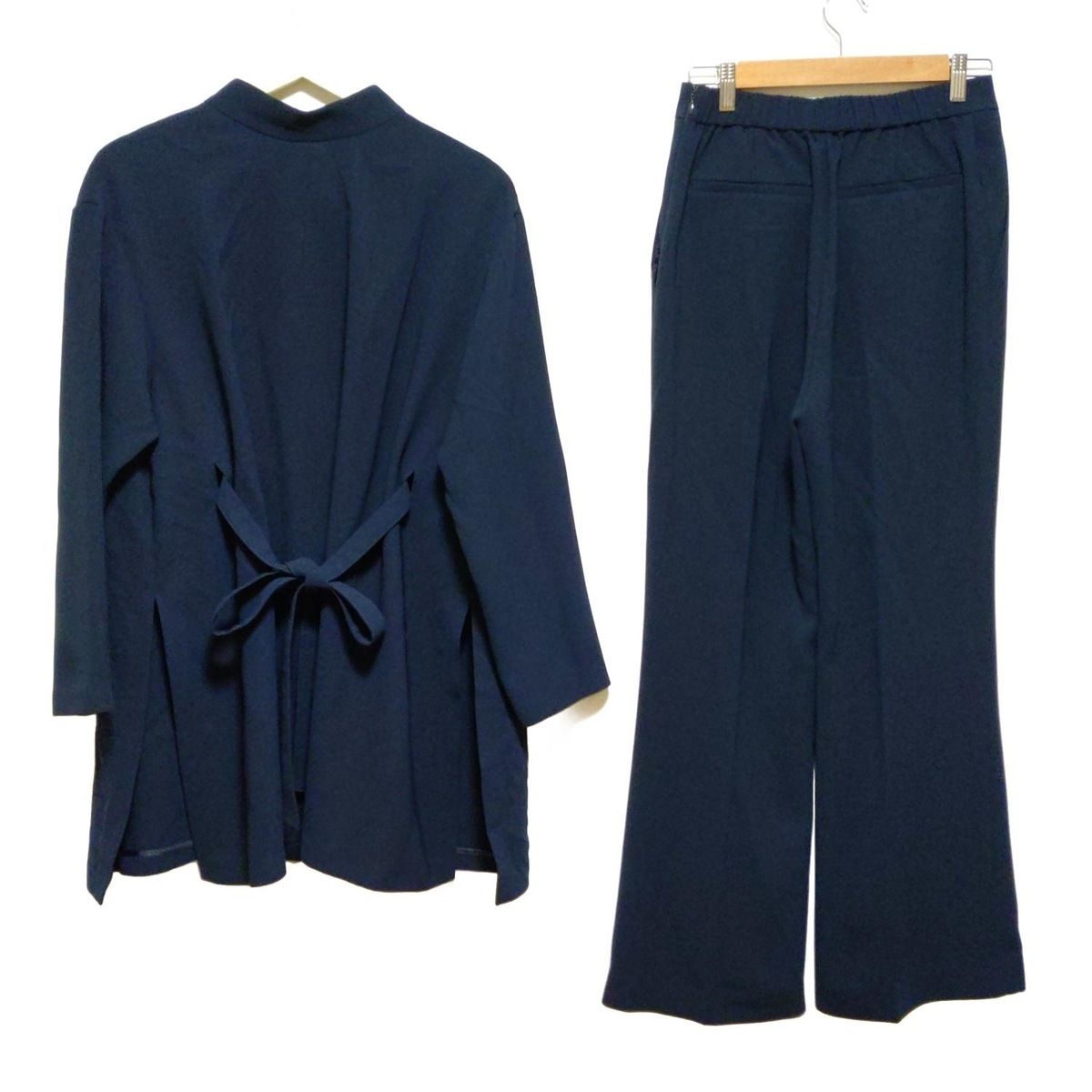 ADORE アドーア レディースパンツセットアップ レディース - ダークネイビー ボウタイ