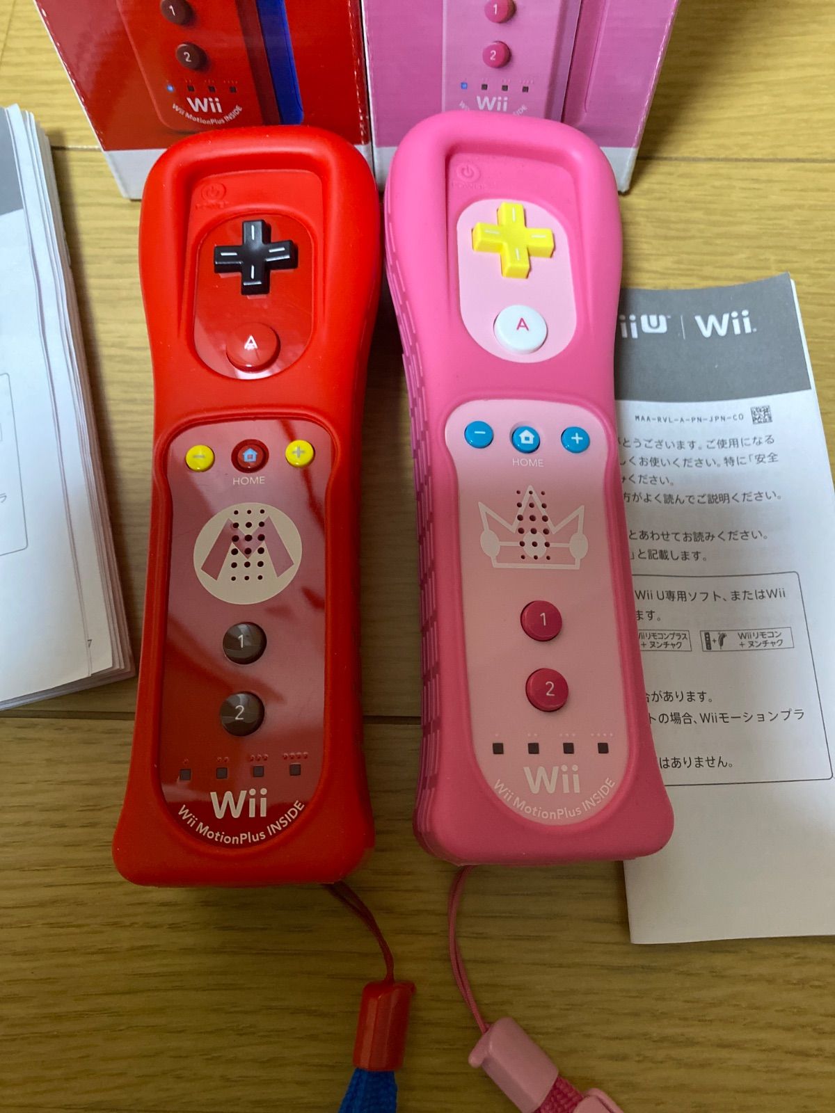 Wiiリモコンプラス マリオ＆ピーチセット