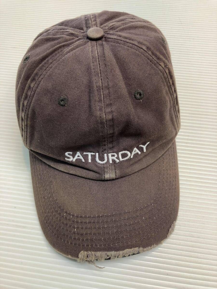 VETEMENTS Reebok ヴェトモン リーボック SATURDAY キャップ Emroidered weeday Baseball Cap 野球帽 ブラウン 通年