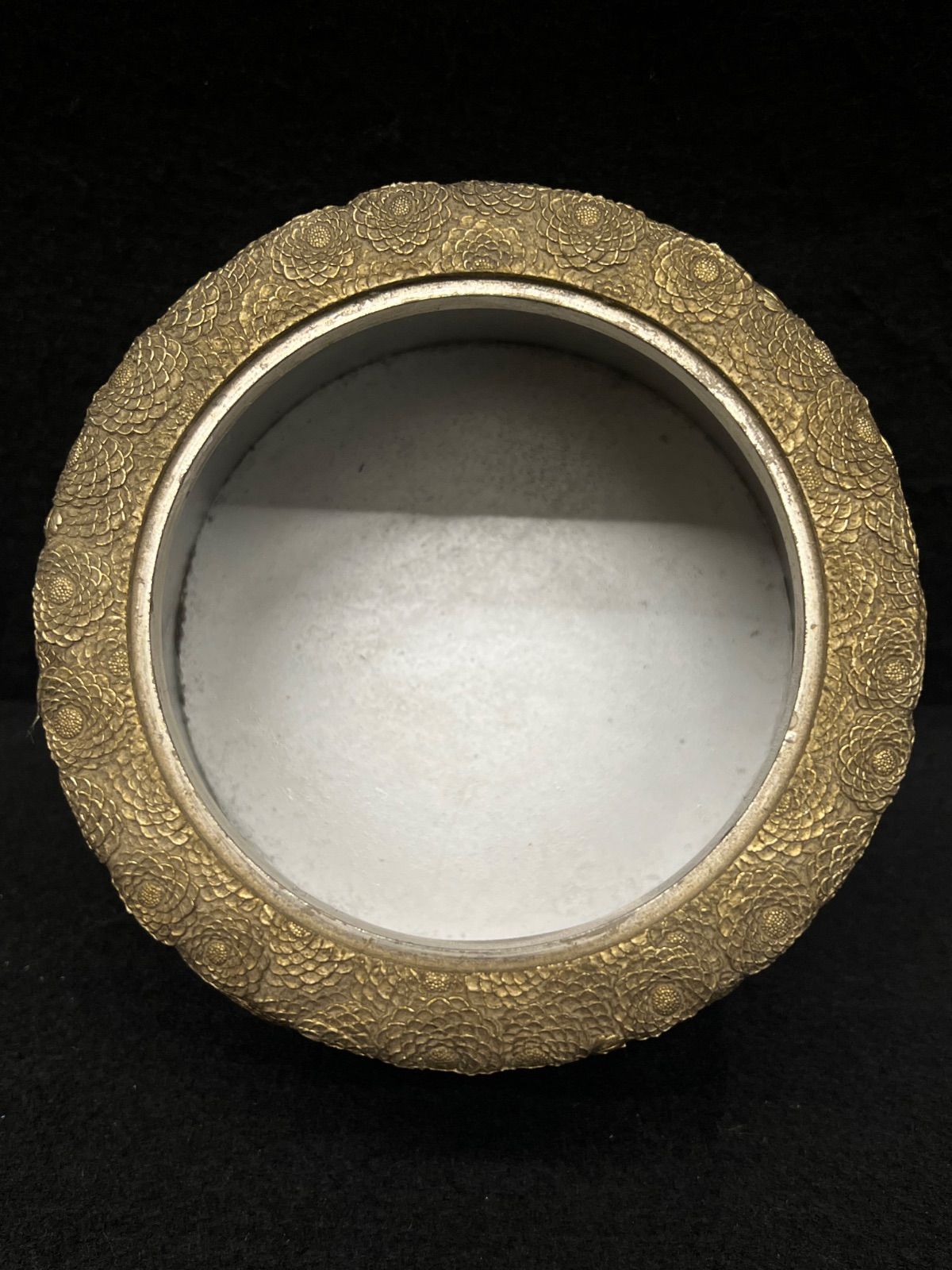 佐野宏采造 / 香炉 】菊花模様香炉 高岡銅器 工芸品 - メルカリ