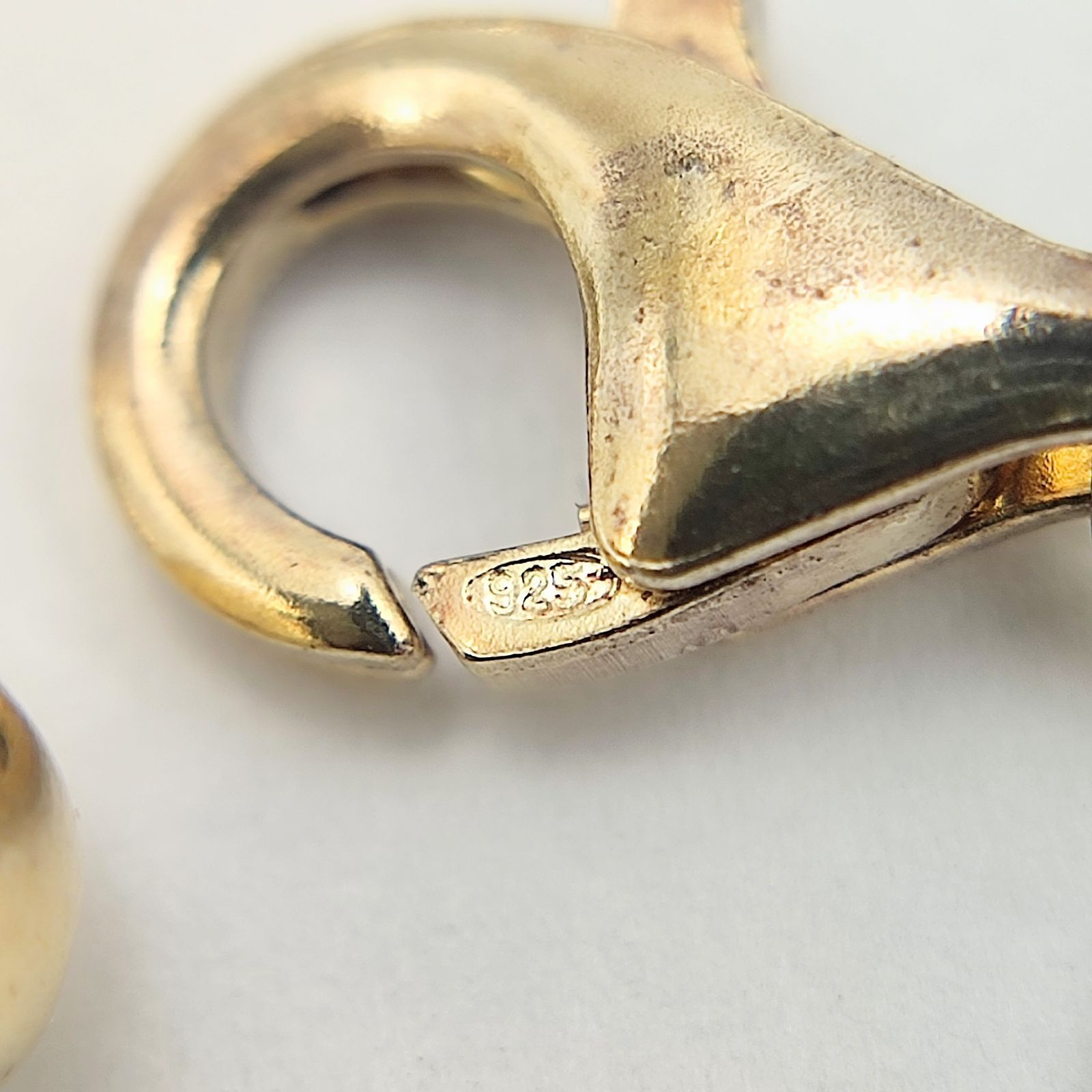 IOSSELLIANI イオッセリアーニ Drop ロングネックレス ゴールド IOSSELLIANI イオッセリアーニ Drop ロングネックレス ゴールド