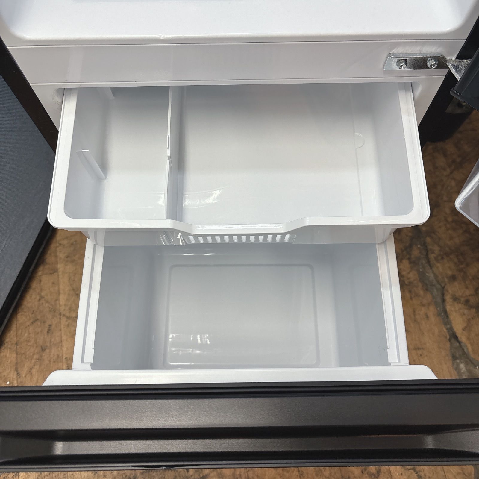 I716 🌈 名古屋市近郊配送設置無料！ 2023年製の高年式♪ Hisense