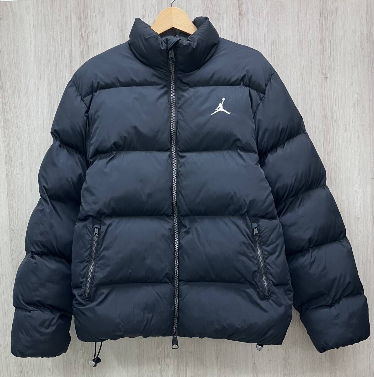 NIKE Jordan AS M FLT HRTG DOWN JACKET BLACKナイキ ジョーダン ヘリテージ ダウン ジャケット 1985 黒 藤沢大庭店