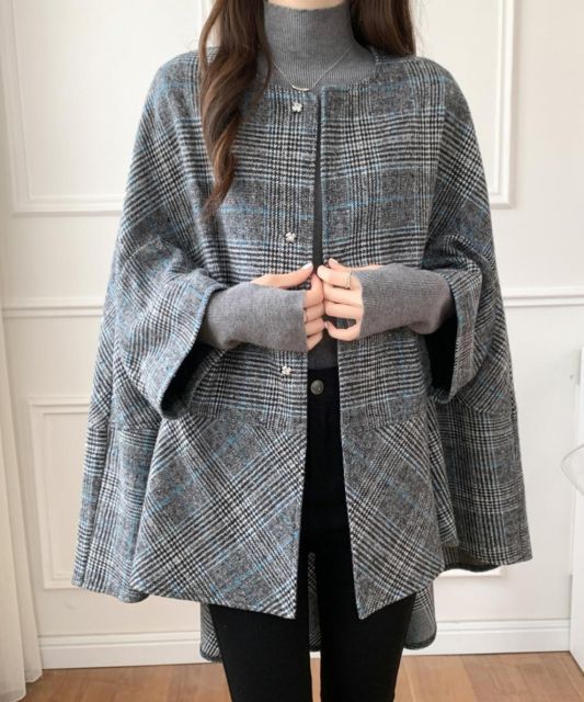 【メルカリ市限定価格】MARLMARL ポンチョ コート ホリデー限定チェック メルカリ市限定価格】MARLMARL ポンチョ コート ホリデー限定チェック