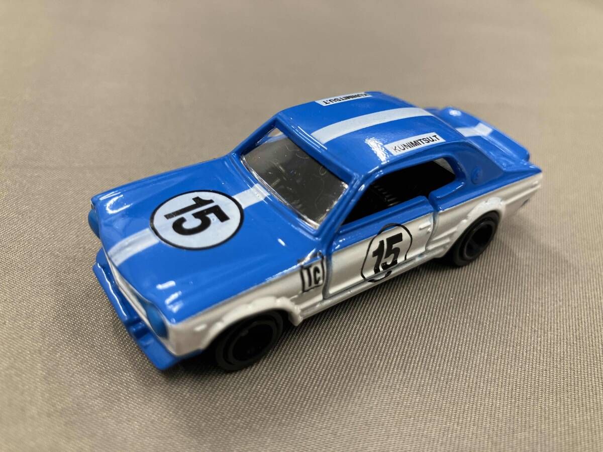 トミカ ニッサン スカイライン HT 2000GT-R レーシング 青×白 シート