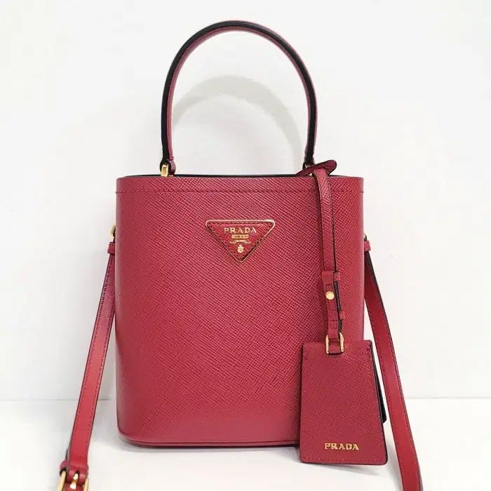 PRADA プラダ 1 BA 217 サフィアーノ パニエ スモール レッド