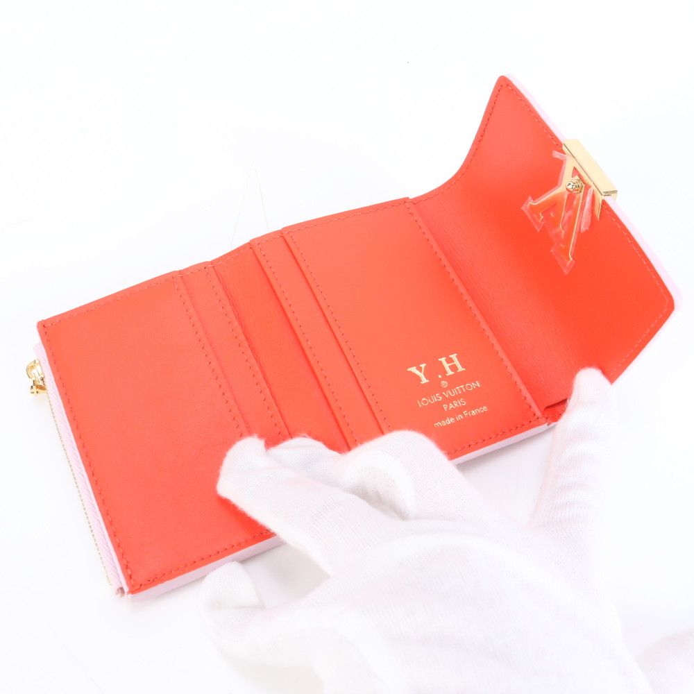 カプシーヌ レザー