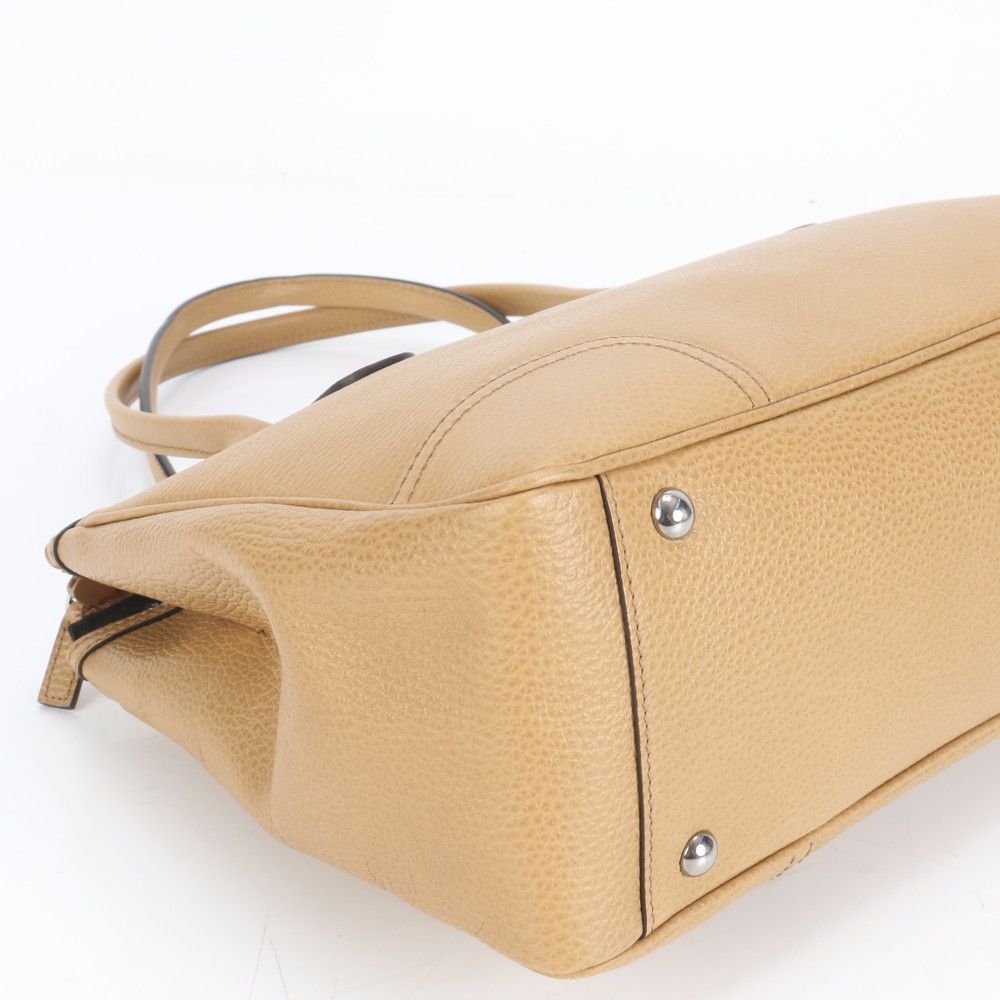 未使用 グッチ シェリー ライン レザー トート バッグ 肩掛け