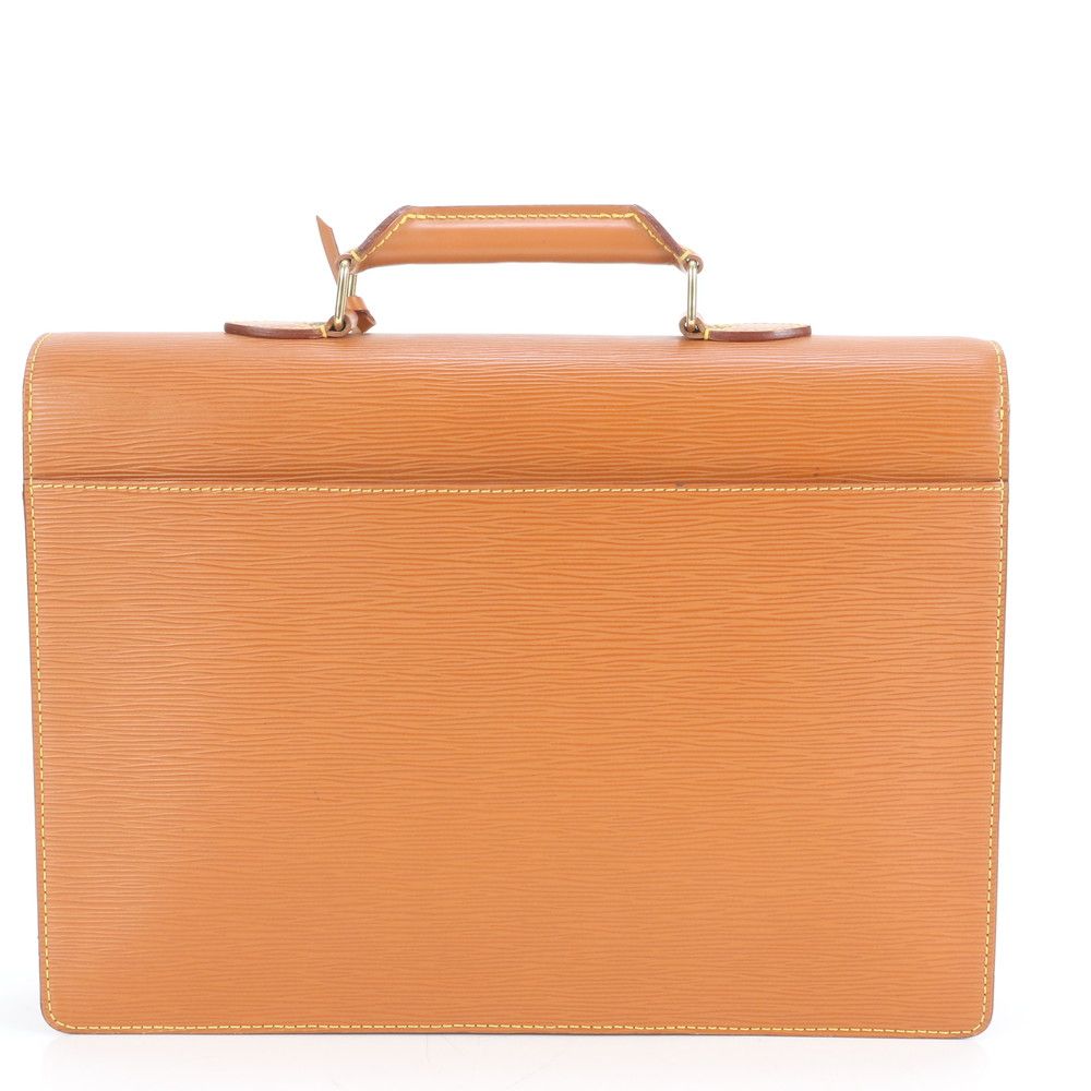 極美品 ルイヴィトン エピ セルヴィエット コンセイエ M54428 レザー