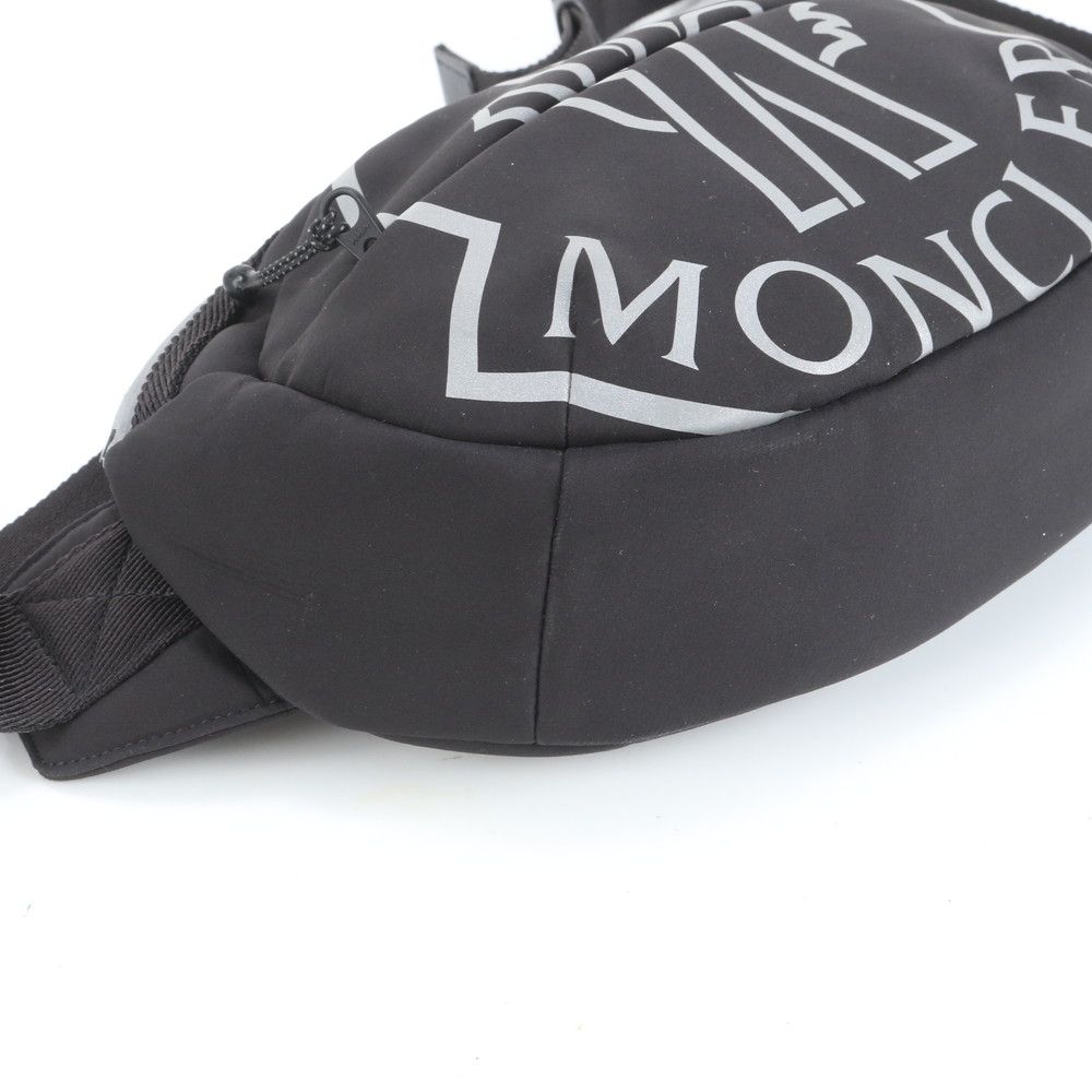 〔美品〕モンクレール　ショルダーバッグウェストポーチ　2way ブラック4K85 美品〕モンクレール ショルダーバッグウェストポーチ 2way ブラック