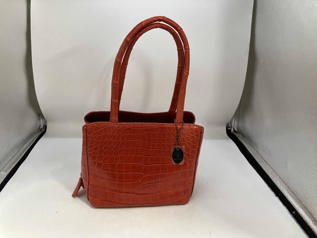 JRA認定 クロコダイルハンドバッグ レッド系 - メルカリ