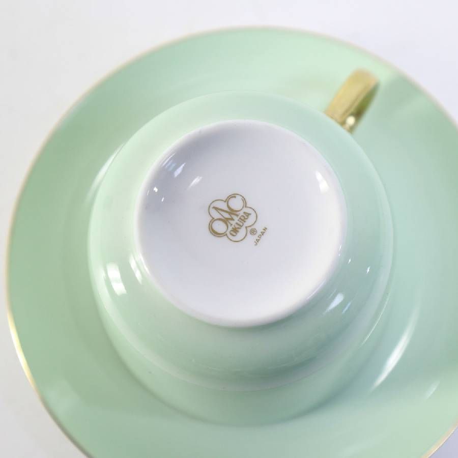 美品 大倉陶園 色蒔き（ライトグリーン）モーニング碗皿 カップ