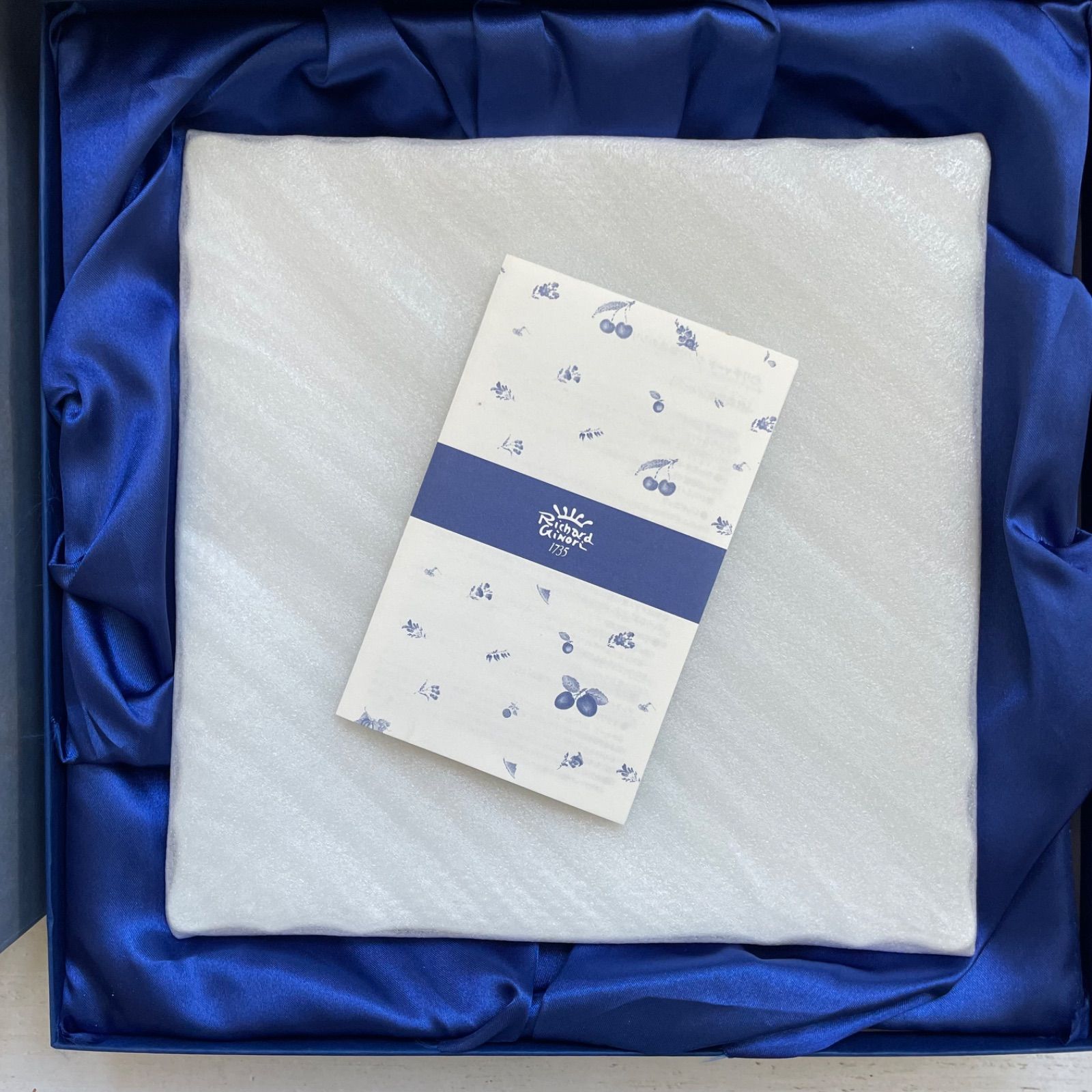 新品 ブランド箱入りリチャードジノリ ローズブルースクエア皿1枚＋