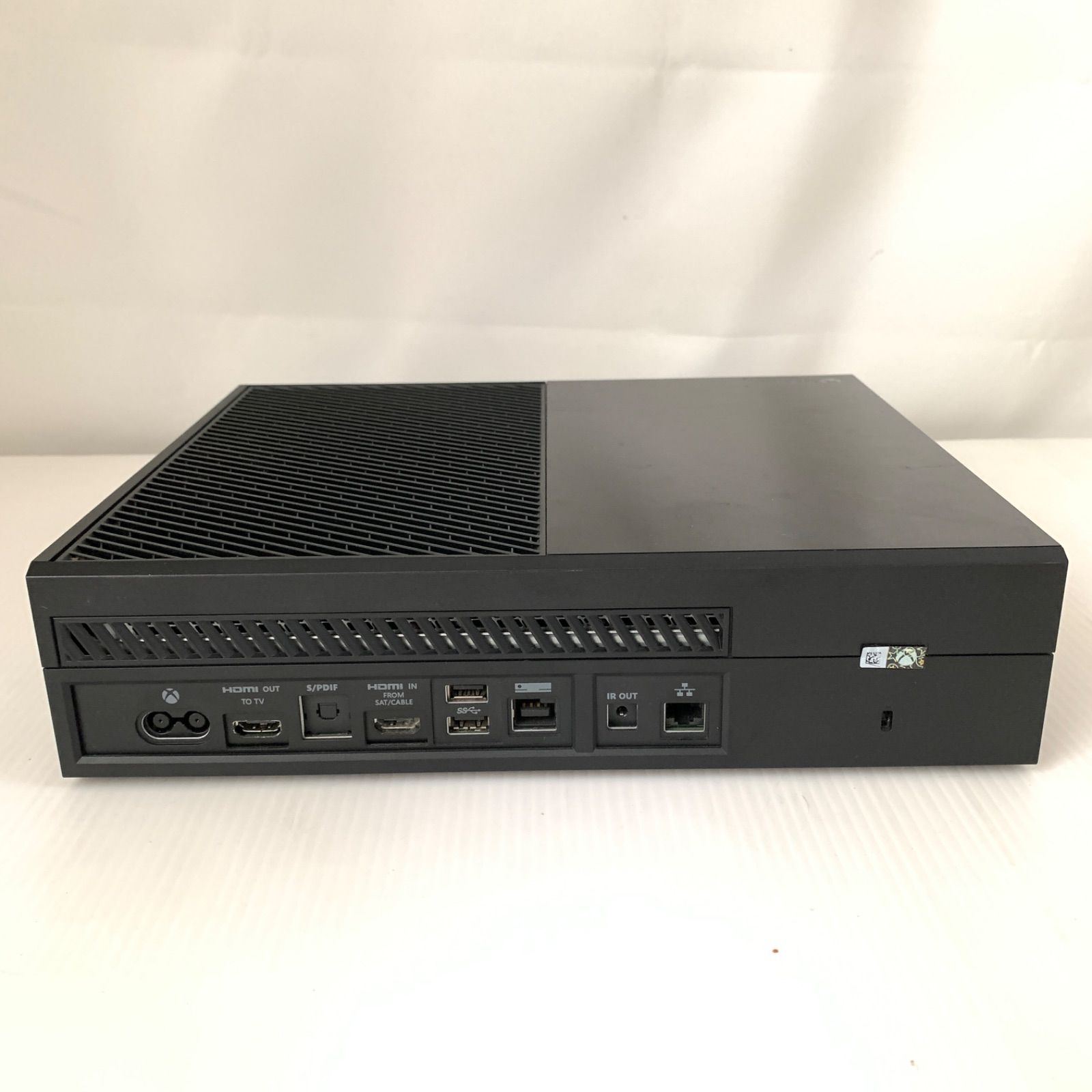  XBOX ONE CONSOLE MODEL 1540 コントローラー ２ 箱違い品 M 71217 15 本体(Xbox One) Xbox One