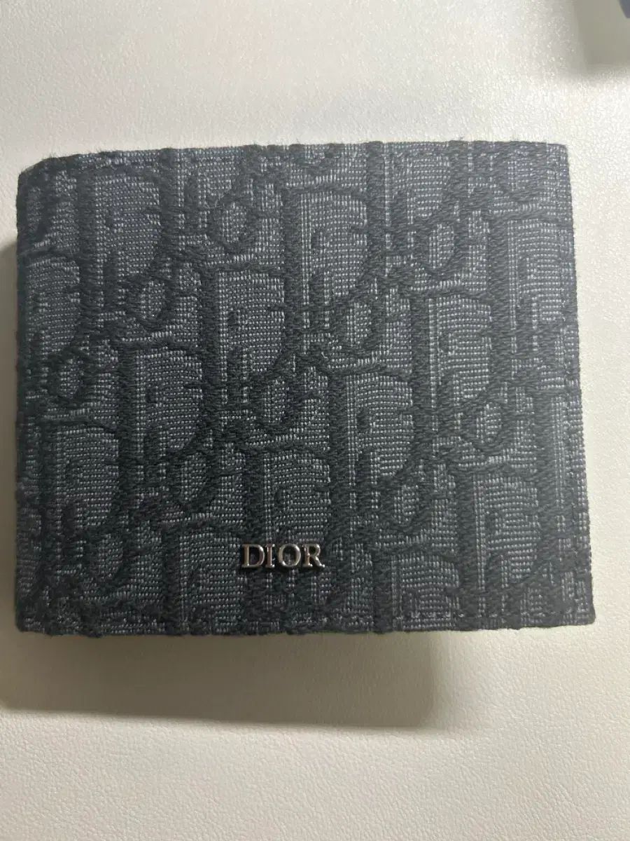ディオール オブリーク ジャカード 半二つ折り財布