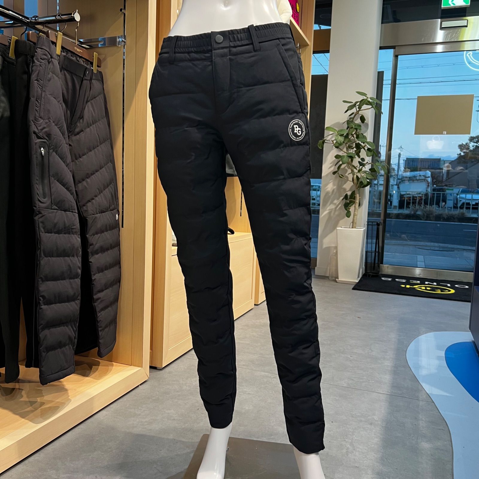 2026 SS 10％OFF PEARLY GATES NyストレッチBIGリップストップ中綿パンツ サイト サイズ２