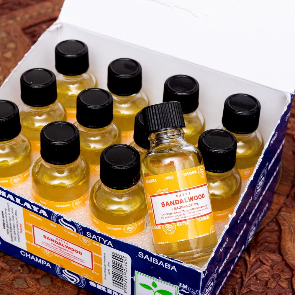 セット サンダルウッド フレグランス オイル SATYA SANDALWOOD FRAGRANCE OIL