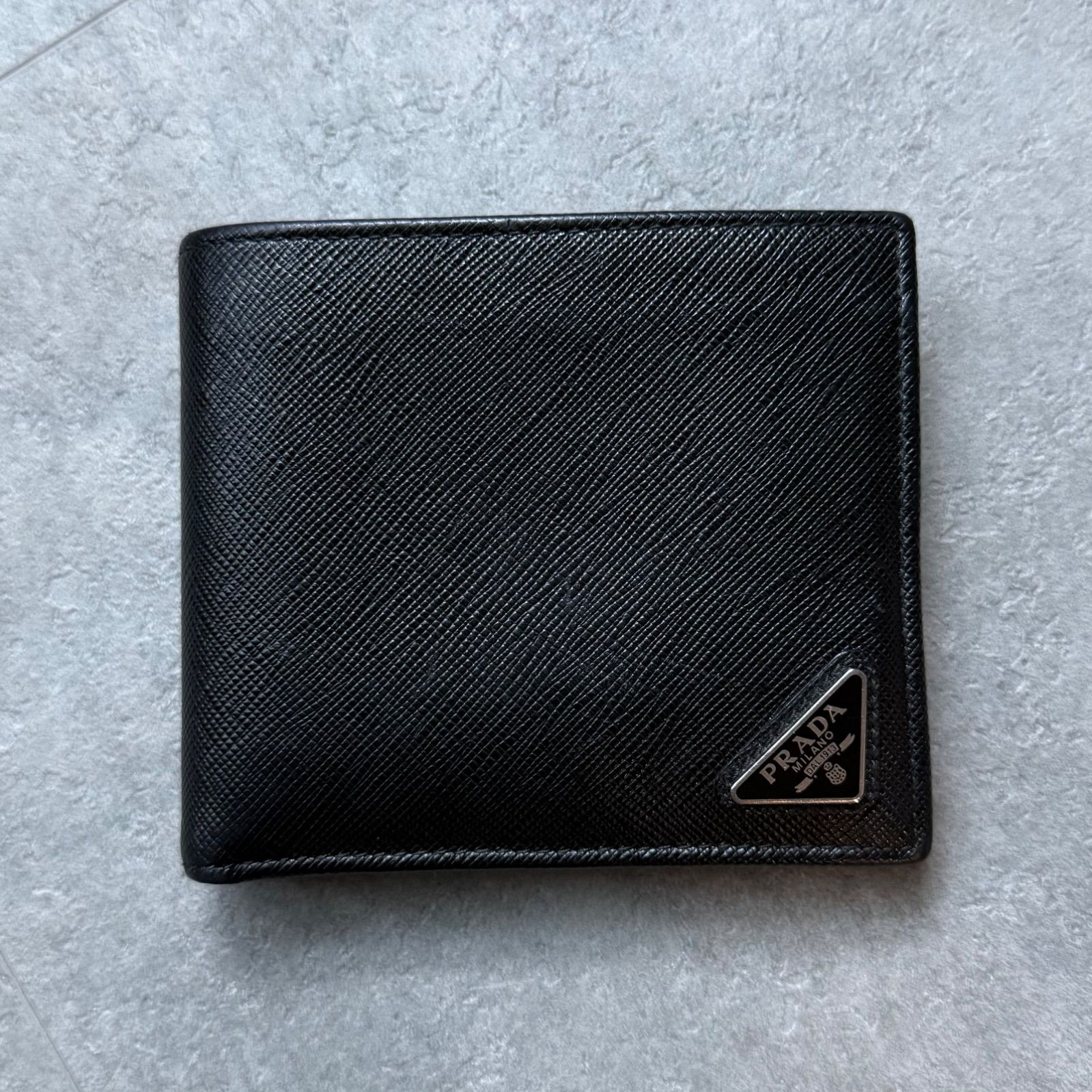 PRADA プラダ 二つ折り財布 小銭入れ 三角ロゴ トライアングルロゴ サフィアーノレザー 2 MO 738