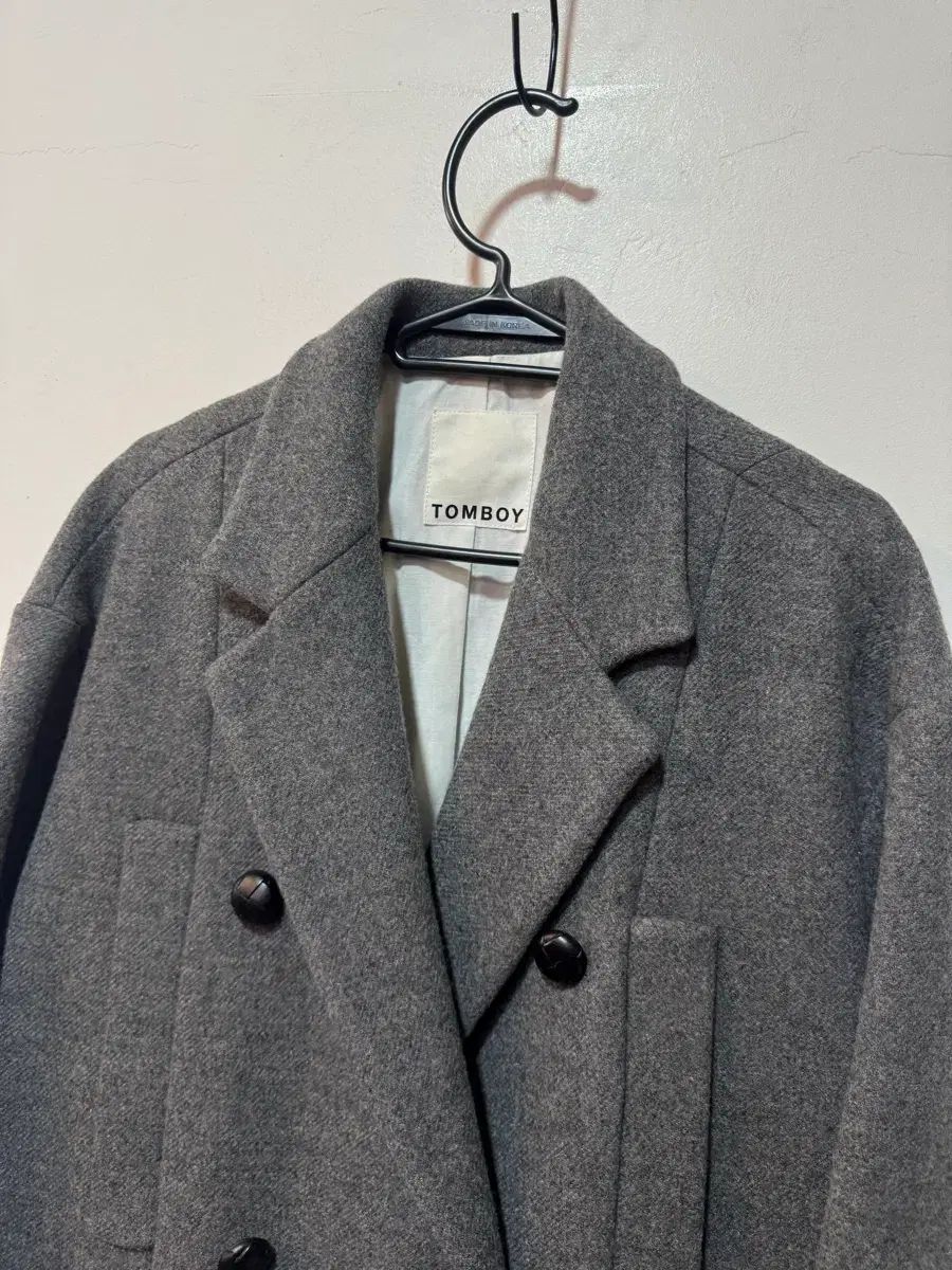 TOMBOY グレー ダブル コート