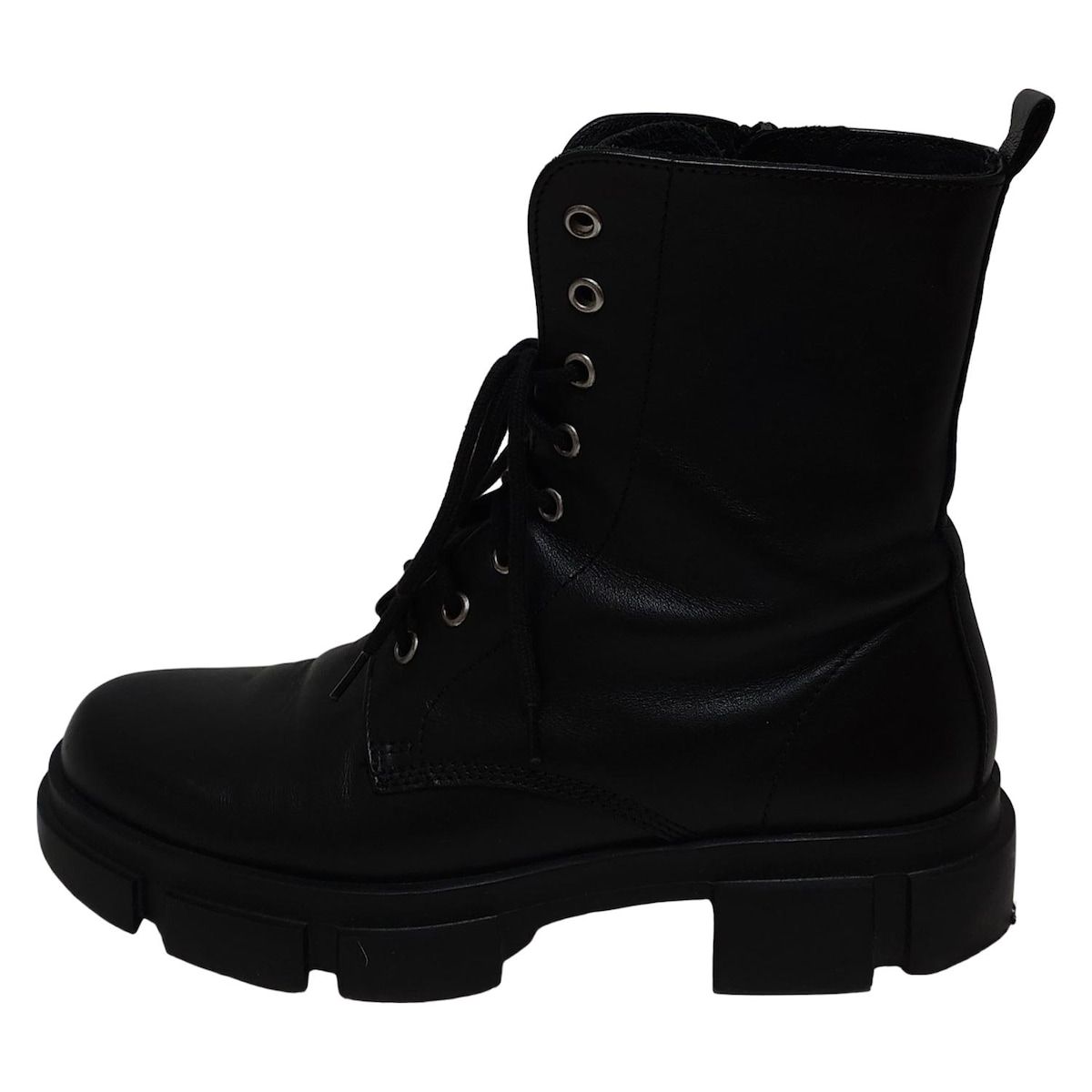 PELLICO ペリーコ ショートブーツ レザー ブラック サイズ38 PELLICO(ペリーコ) ショートブーツ 38 レディース - 黒 SUNNY/サイド