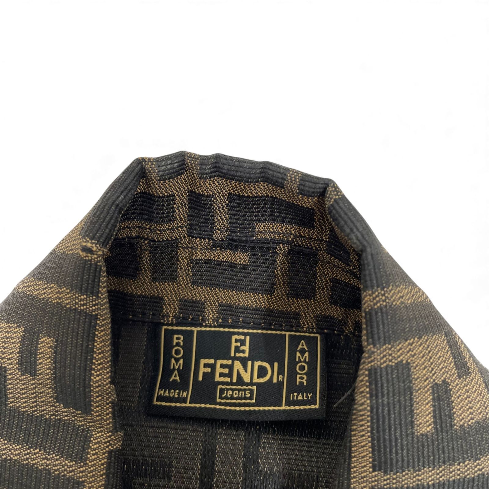 FENDI フェンディ