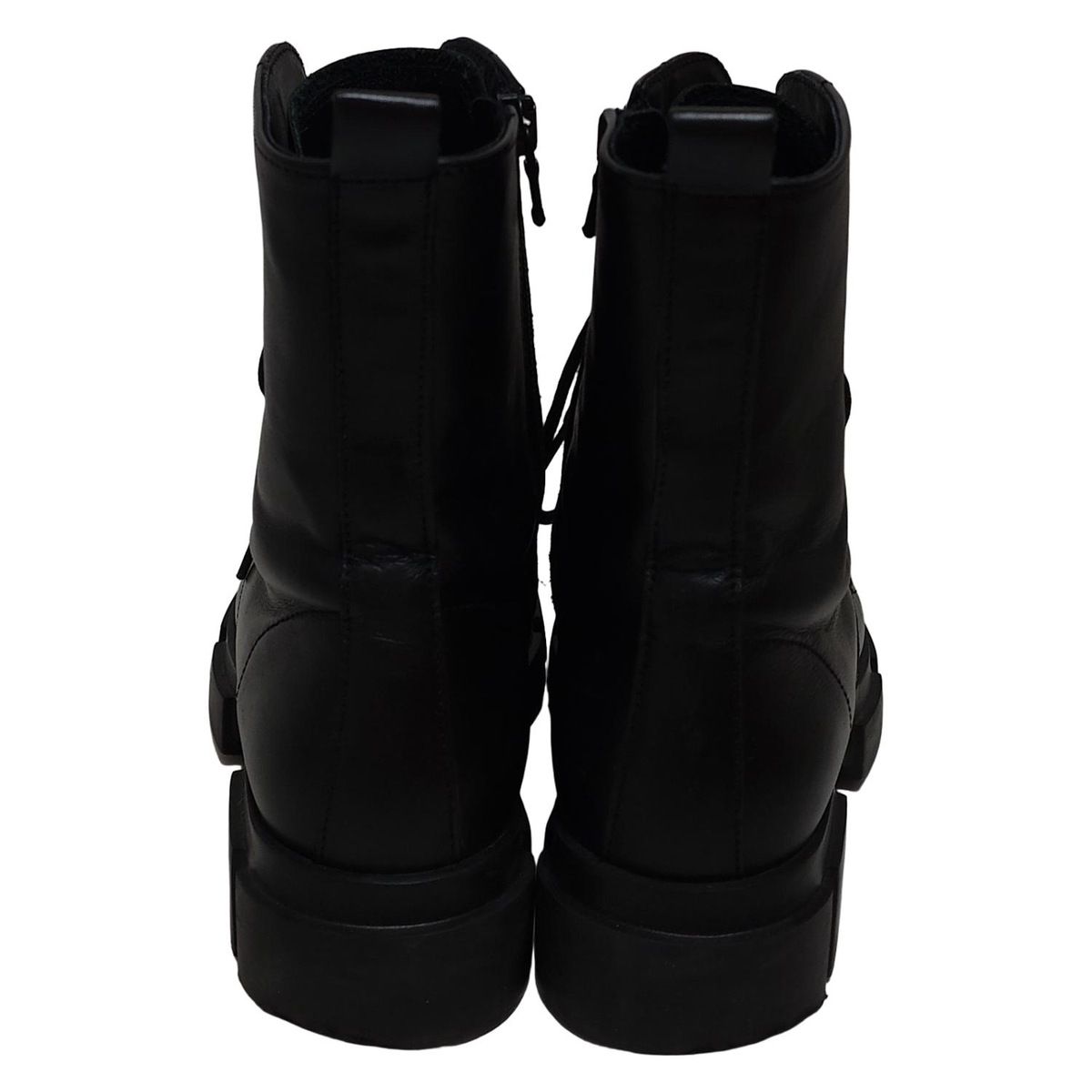 PELLICO ペリーコ ショートブーツ レザー ブラック サイズ38 PELLICO(ペリーコ) ショートブーツ 38 レディース - 黒 SUNNY/サイド