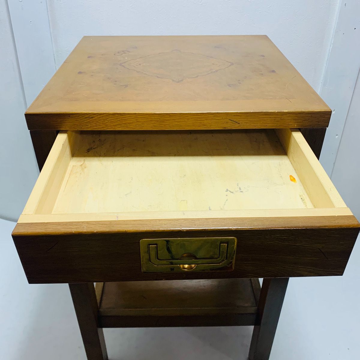 カリモク家具 domani サイドテーブル モーガントン 木製 抽斗 飾り棚