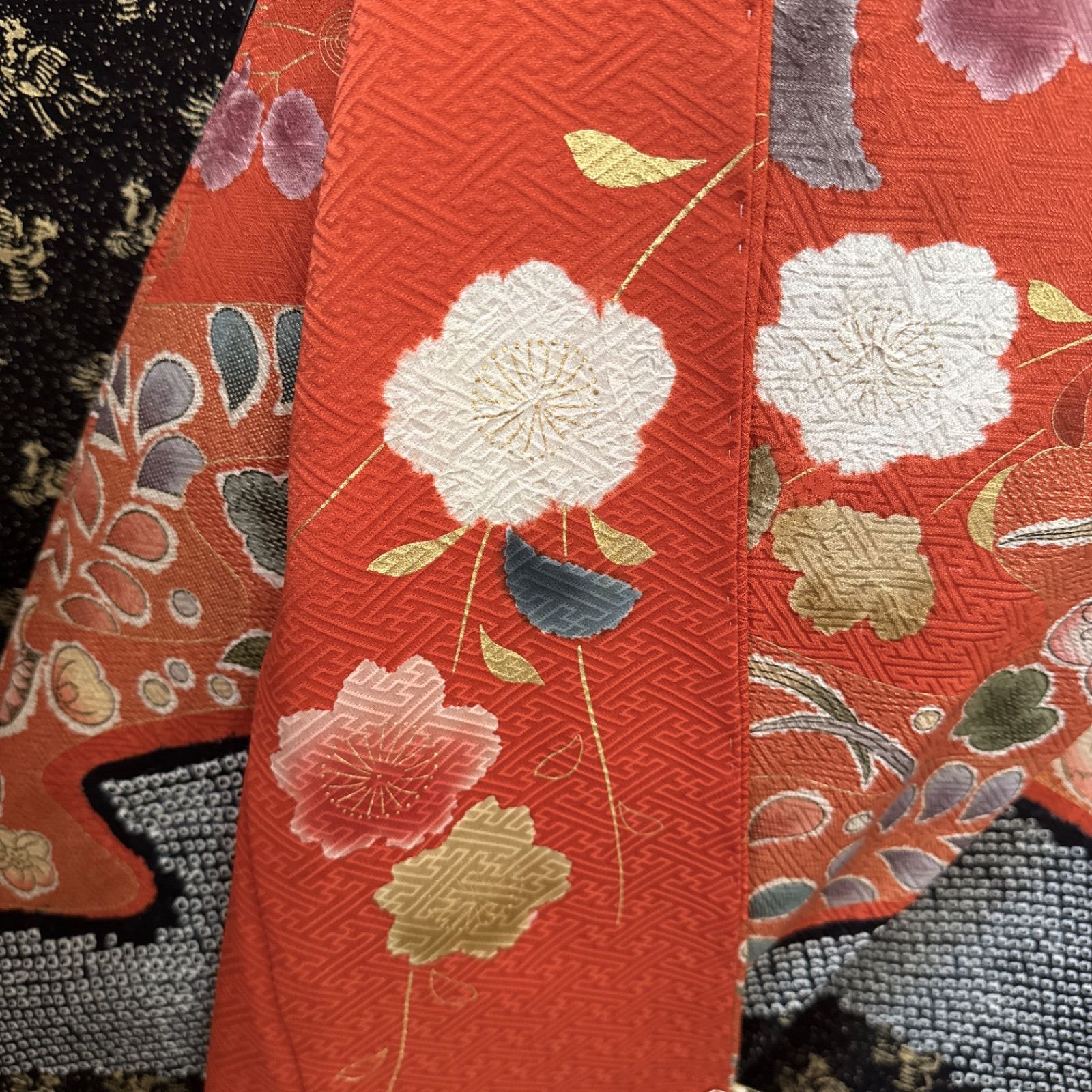 豪華振袖フルセット(7点)・鹿の子絞り・手絞り・共八掛・枝垂れ桜