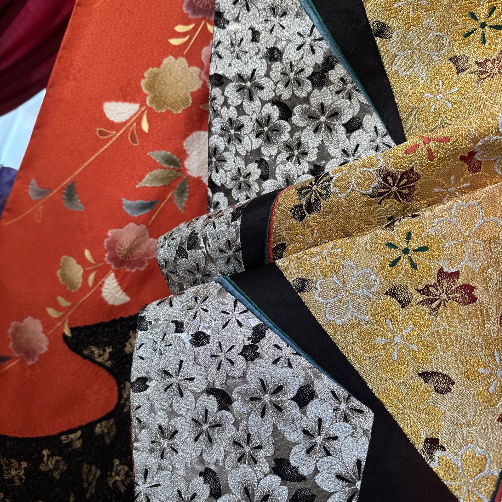 振袖フルセット(7点)・古典柄・絞り・エンボス加工・鹿の子・束ね熨斗・正絹 豪華振袖フルセット(7点)・古典柄・絞り・エンボス加工
