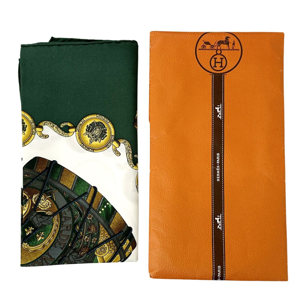s*g様 エルメス LES TAMBOURS タンブールの太鼓 カレ90 シルク タンブールの太鼓スカーフ HERMES グリーン