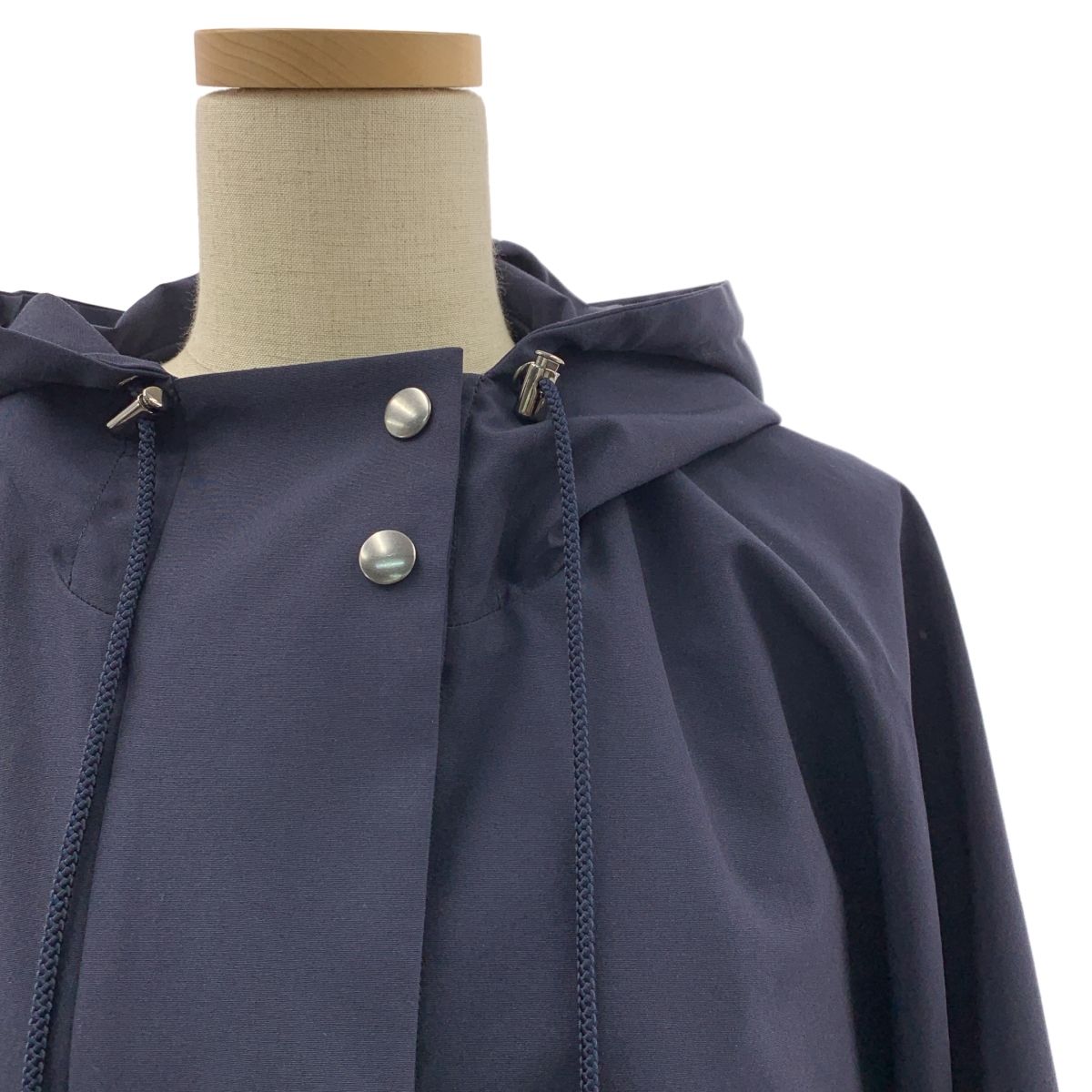 VACHEMENT ヴァシュモン フーデッド ドルマンスリーブ ジップ ジャケット F ネイビー レディース