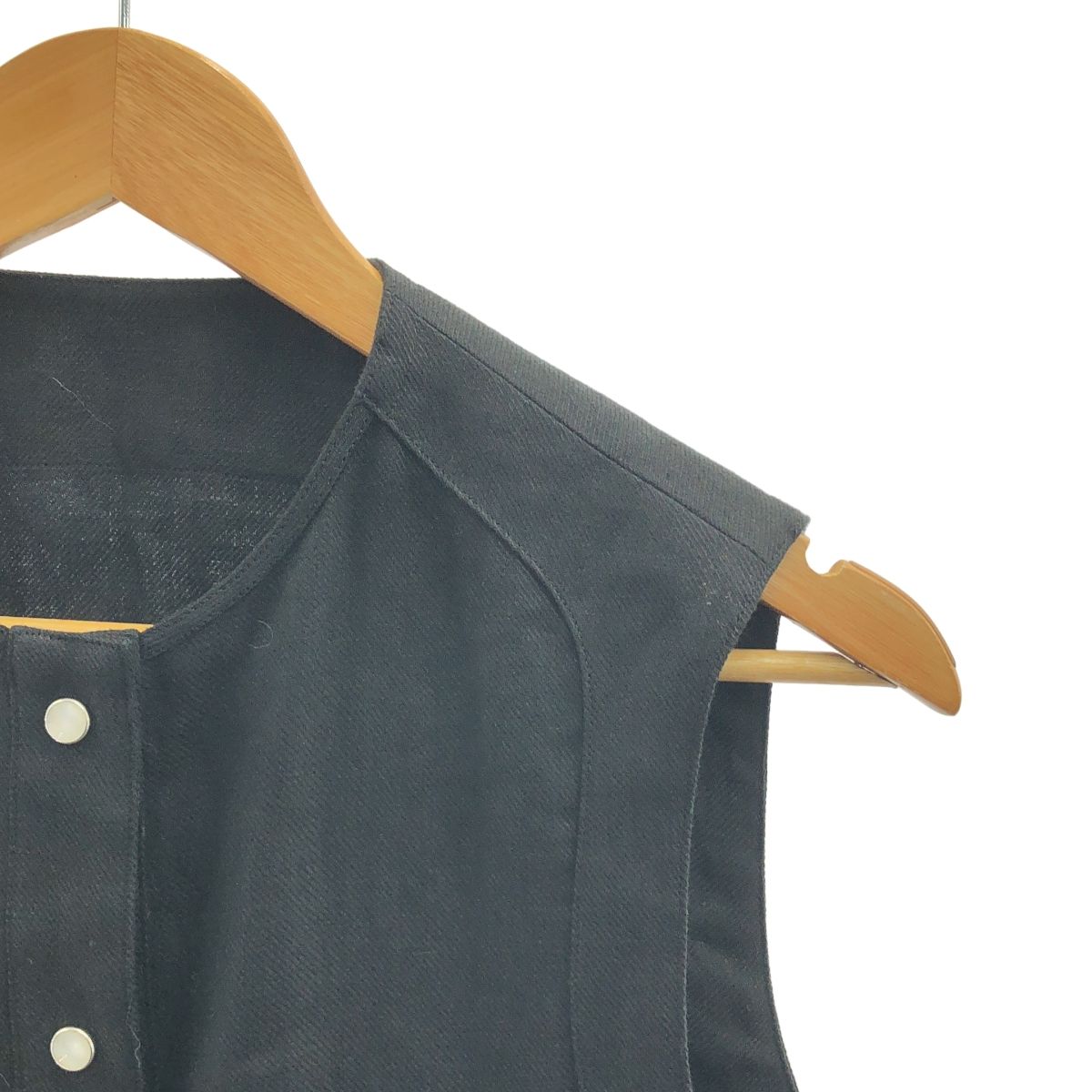 タイムセール　BACCA リネンツイル ショートベスト ブラック36 BACCA / バッカ | リネンツイル ショートベスト | 36 | ブラック