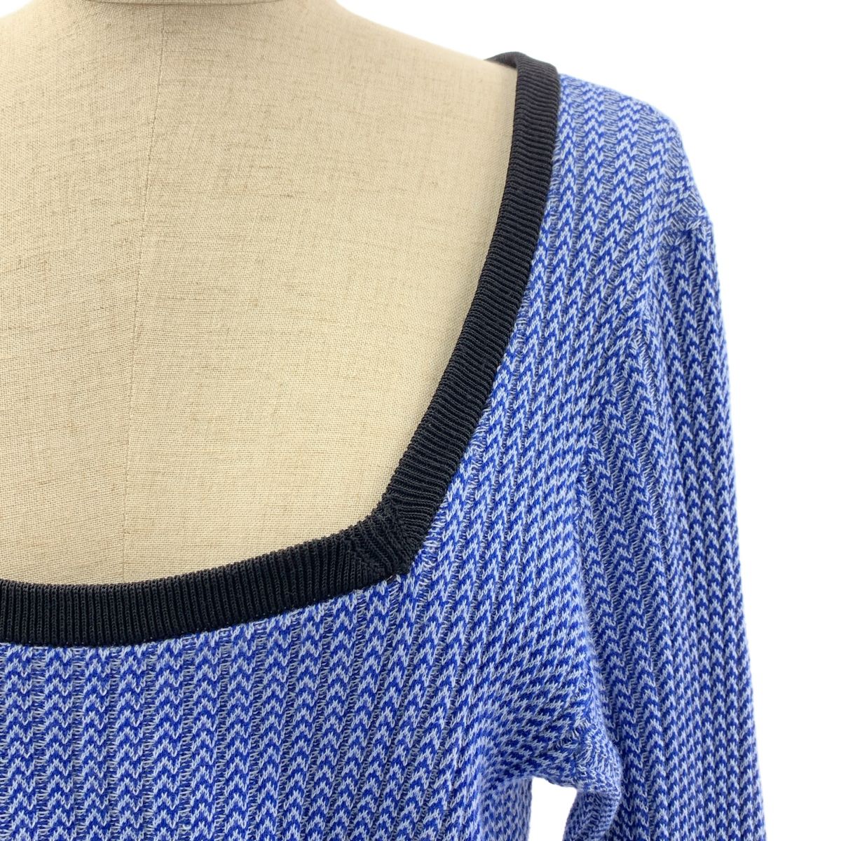 AKANE UTSUNOMIYA / アカネウツノミヤ | スクエアネック ニット フレア