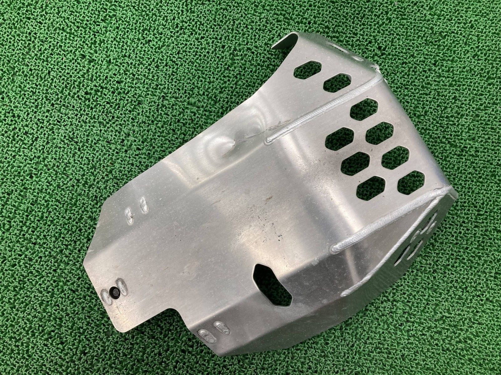 XT 1200 Zスーパーテネレ スキッドプレート ヤマハ バイク 部品 2 BS F 84 R 0 00 ワイズギア SuperTenere 修復素材に 品薄 cE