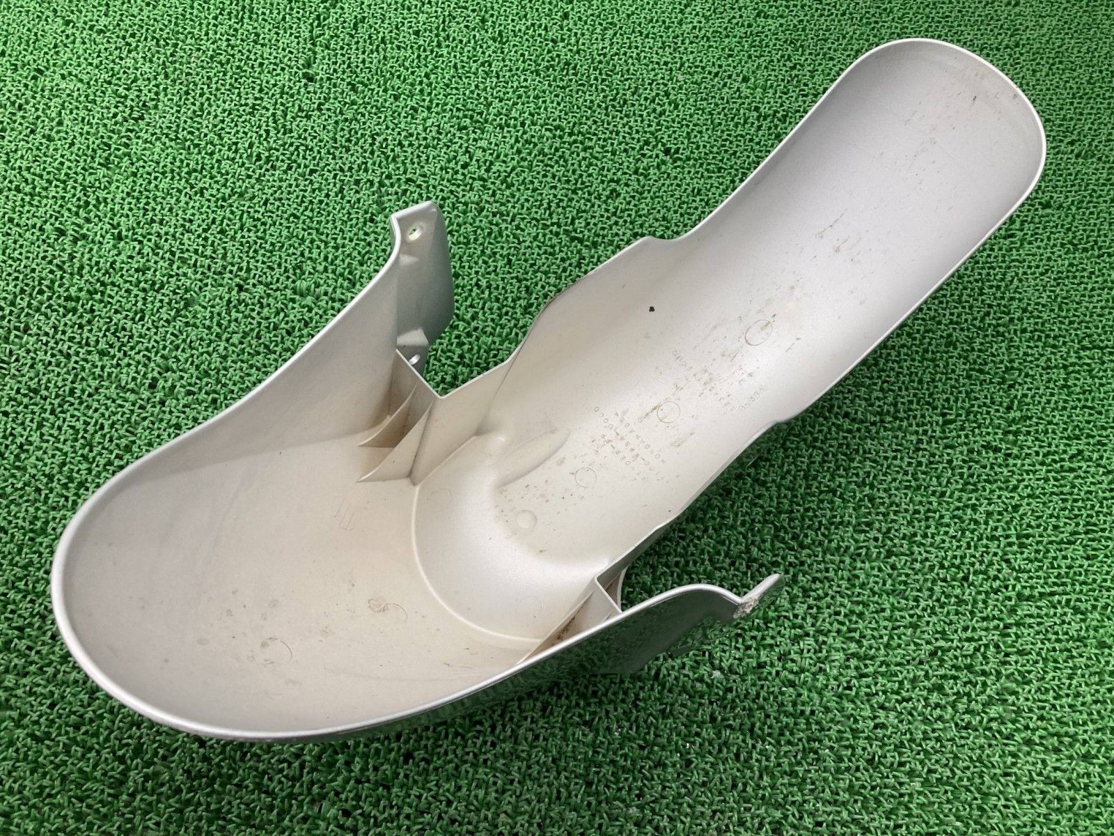 フォルツァ フロントフェンダー 銀 KPB ホンダ 純正 中古 バイク 部品