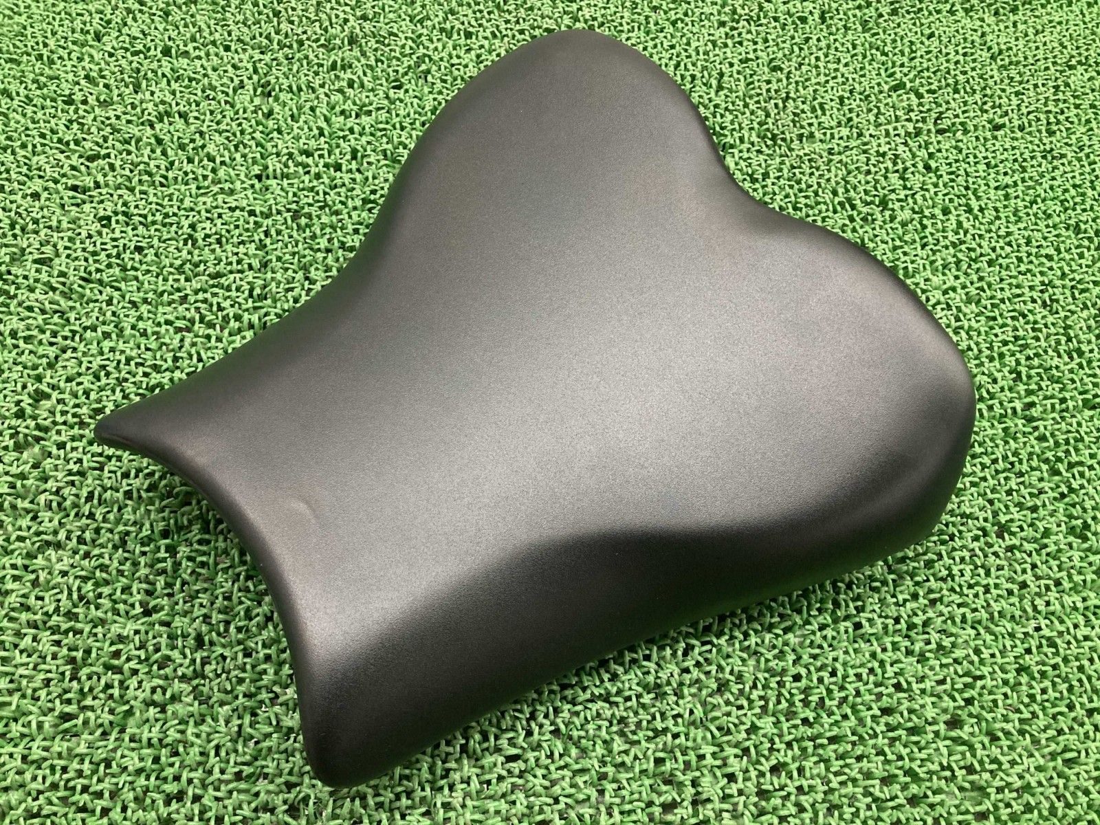 ZX-25R フロントシート 53066-0670 カワサキ 純正 中古 バイク 部品