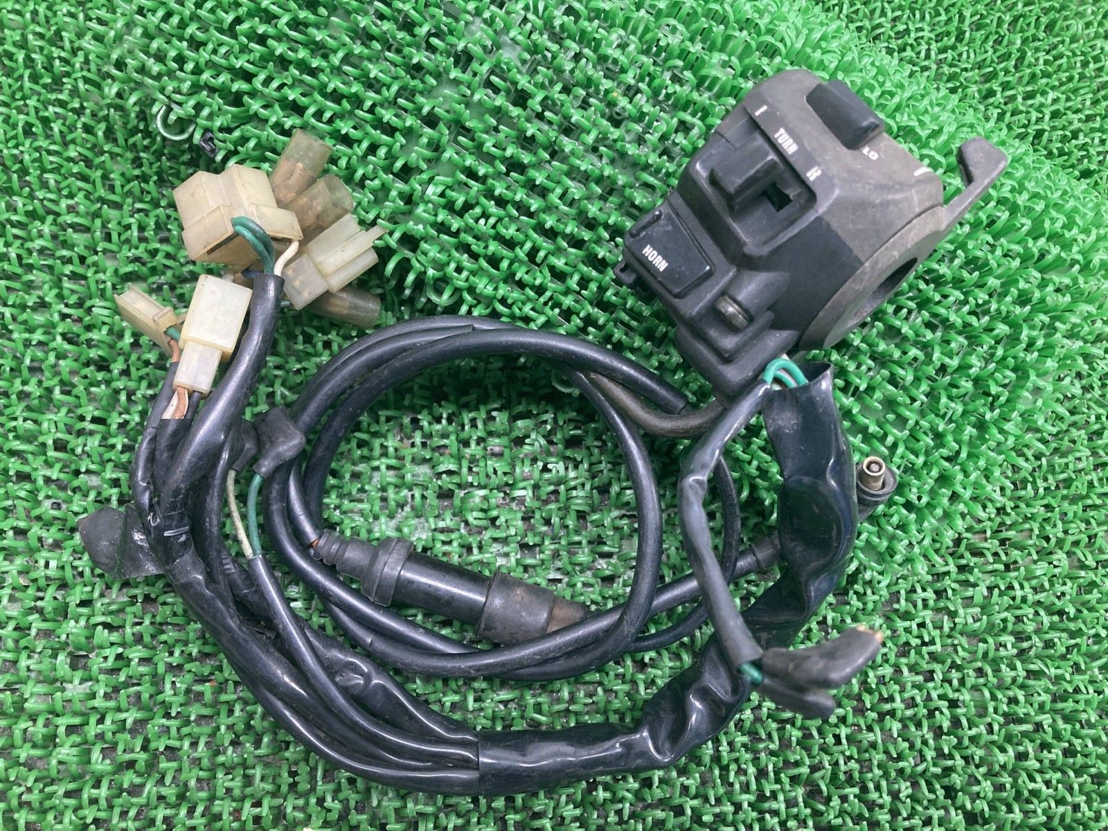 VT250スパーダ ハンドルスイッチ 左 HM-32QB-T ホンダ 純正 MC20 SPADA
