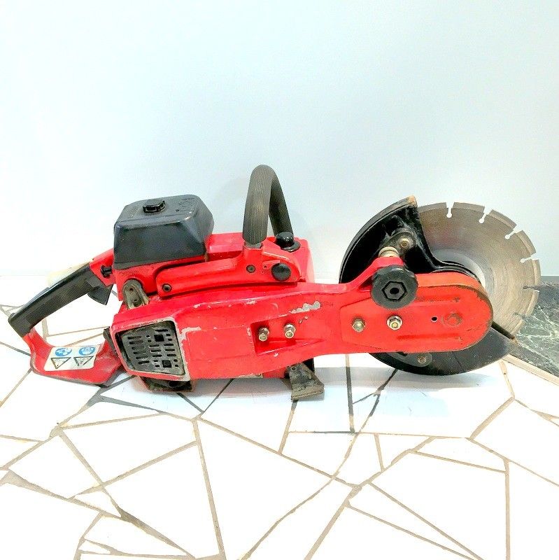 ShinDaiwa 新ダイワ コンクリートカッター EC 80 エンジンカッタ コンクリート用 金属用 DW 3730