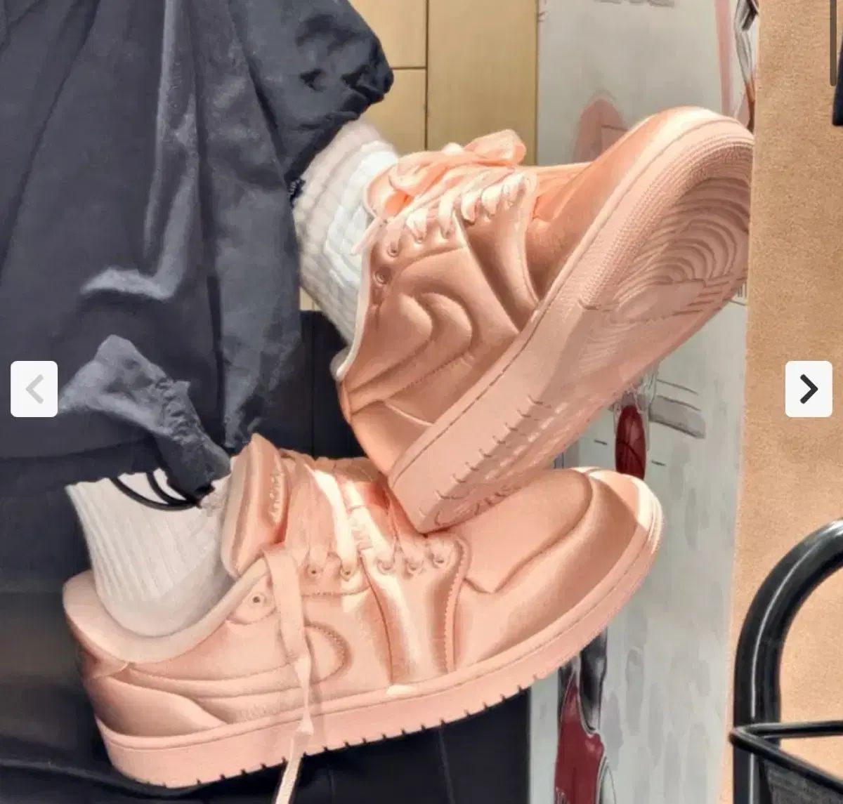 ナイキ エア ジョーダン 1 ロー ピンク サテン